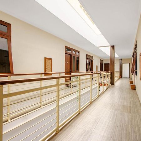 Hotel Super Oyo 250 De'Gadri Ndalem Jarakan Exteriér fotografie