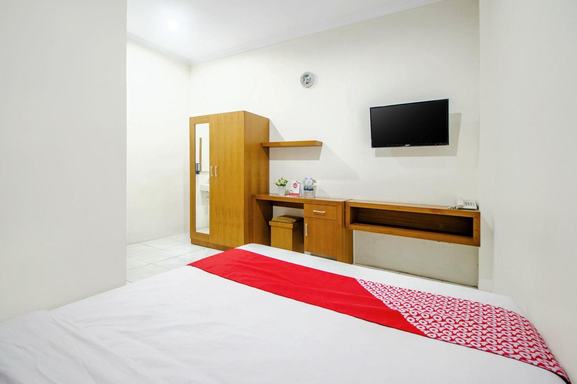 Hotel Super Oyo 250 De'Gadri Ndalem Jarakan Exteriér fotografie
